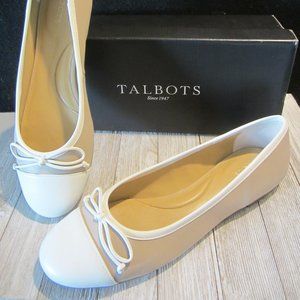 NEW - Blair - Ivory and Cream colored flats - Size 9M